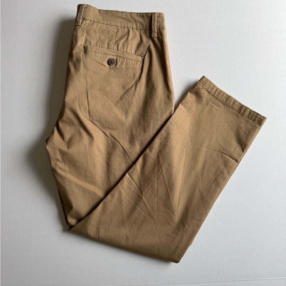 Weatherproof Vintage Classic Tan Chino Pants with stretch
